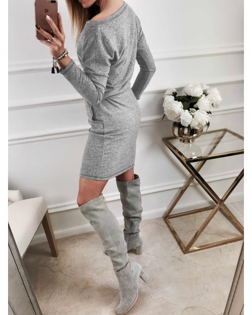 Women knitted simple slim pocket dress with round collar and long sleeves