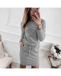 Women knitted simple slim pocket dress with round collar and long sleeves